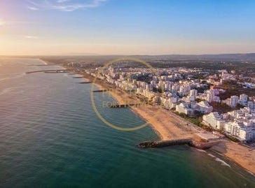Quarteira, Faro - Photo 4