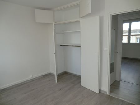 Appartement 73.5 m² - 4 Pièces - Bourges - Photo 3