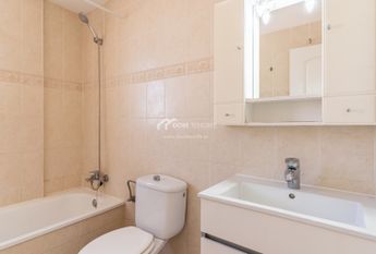 Chalet adosado · Alquiler a largo plazo ·