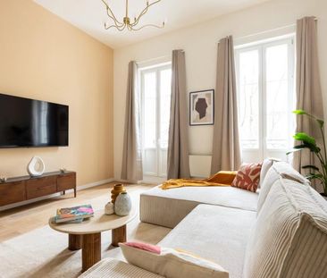 Location Appartement 4 pièces 86m² MARSEILLE 6ème - Photo 1