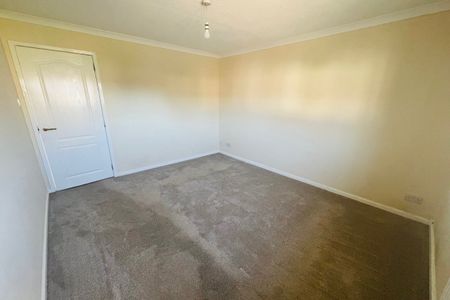 Crummock Avenue - Photo 2