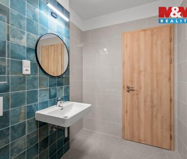 Pronájem bytu 1+kk a garsoniéry 37 m² - Photo 4