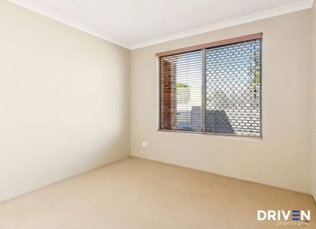 Immaculate 3-Bedroom Home in Prime Riverton Location - Photo 3