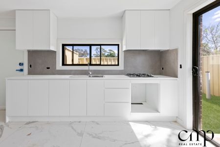 8A Turimetta Avenue, Leumeah NSW 2560 - House For Rent | Domain - Photo 2