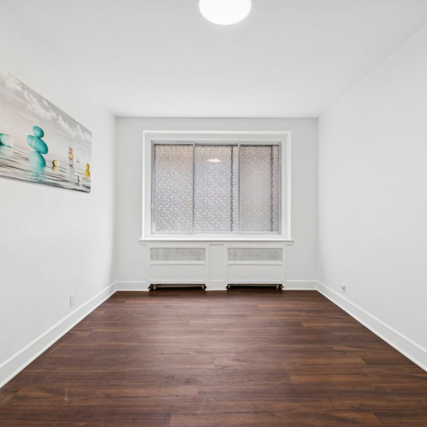 4885 Ch. Queen Mary, Montréal (Côte-des-Neiges, QC H3W - Photo 1