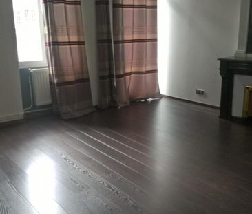 Location Appartement 3 pièces 84m² ST ETIENNE 42000 - Photo 2