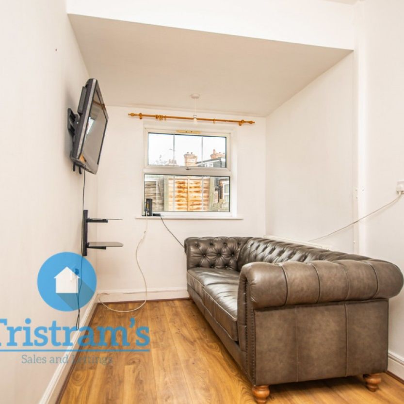 1 bed Shared House for Rent - Photo 1