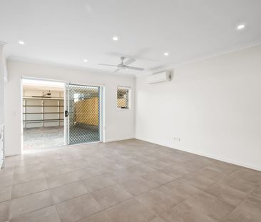 Modern and Cozy Home in Prime Location - AC & Ceiling Fans - $545 i... - Photo 2