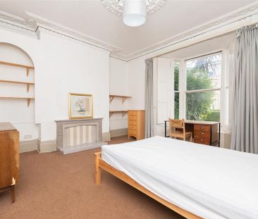 5 bedroom semi-detached house to rent - Photo 6