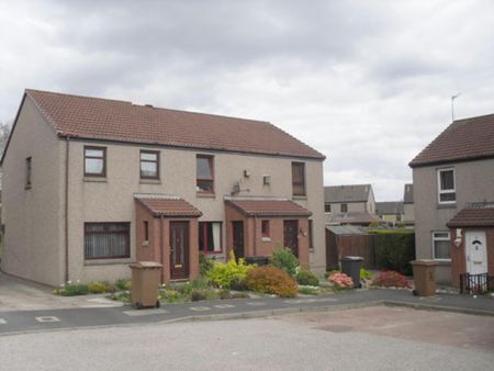 2 bedroom semi-detached house to rent - Photo 4