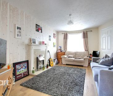 3 bedroom end of terrace house to rent - Photo 1