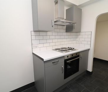 3 bed terraced house to rent in Beresford Road, Rotherham, S66 - Photo 5
