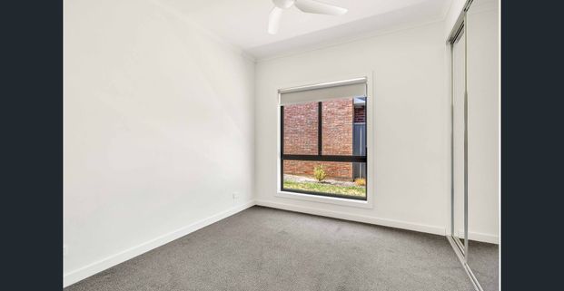 Low Maintenance Living! - Photo 1