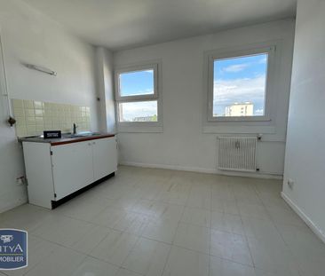 Location Appartement 2 pièces 49m² ALENCON 61000 - Photo 2