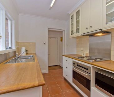 11 Elizabeth Street - Photo 3