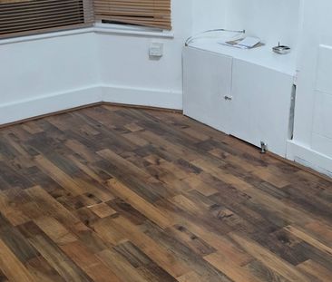 3 Bed Terraced House, Beech Road, LU1 - Photo 5
