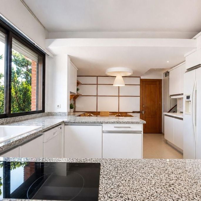 5 room luxury Flat for rent in Madrid, Autonomous Region of Madrid - Photo 1