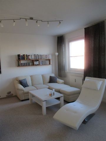 Schmuckstück: Möblierte 2-Raum-Wohnung mit Aufzug - Photo 2