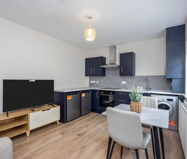 Apt 5, 27 Camden Street, Belfast BT9 6AT - Photo 1