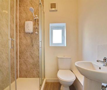 6 bedroom semi-detached house to rent - Photo 4