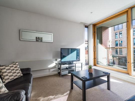 2 bedroom apartment to rent - Photo 1