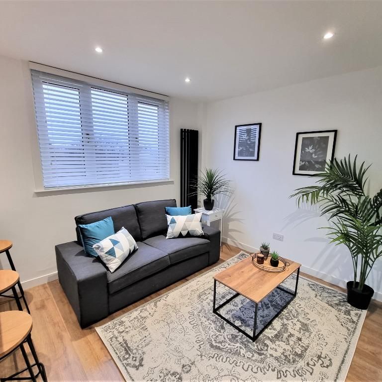 2 bedroom flat to rent - Photo 1