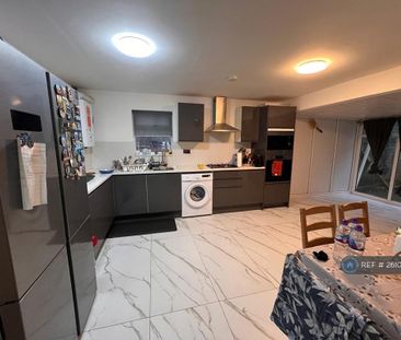 3 bedroom bungalow to rent - Photo 3