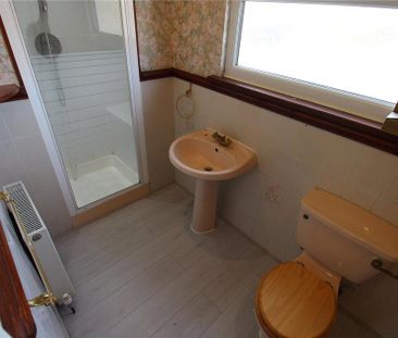 3 bedroom end of terrace house to rent - Photo 6
