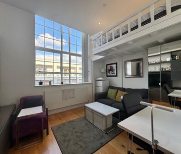Studio to rent - Photo 1