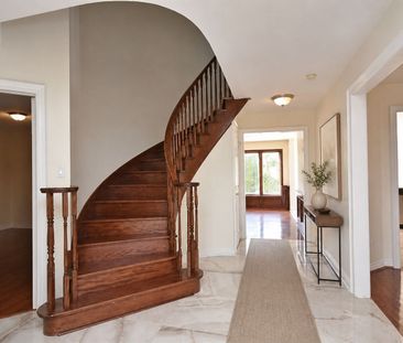 For Lease - 1466 Bayshire Drive, Oakville, Ontario - Photo 3