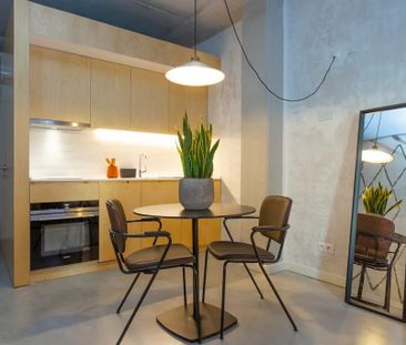 Carrer de la Diputació, Barcelona, Catalonia 08013 - Photo 6