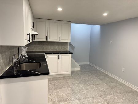 For Lease - 38 Rochelle Crescent Unit# Basement, Toronto, Ontario - Photo 2