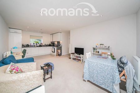 2 bedroom flat to rent - Photo 3