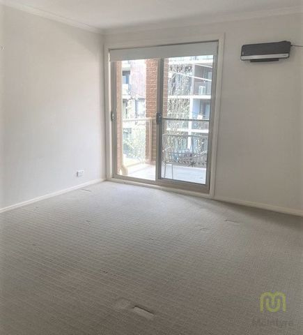 Macquarie, ACT, 2614 - Photo 2
