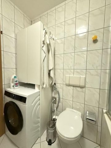 Gemütliche 2-Zimmer-Wohnung mit kleinem Balkon, EBK und Duplexparker in Nürnberg-St. Johannis - Photo 5