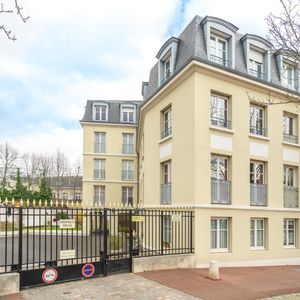 location Appartement T3 DE 78.61m² À ST GERMAIN EN LAYE - Photo 3