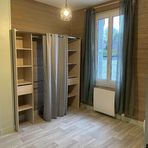 Appartement à Louer à Criel-sur-Mer (76910) Appartement comprenant : entrée, cuisine, séjou... - Photo 2