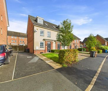 4 bedroom semi-detached house to rent - Photo 6