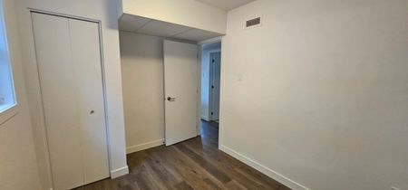 For Lease - 216 Mcarthur Avenue Unit# 01, Vanier and Kingsview Park, Ontario - Photo 5