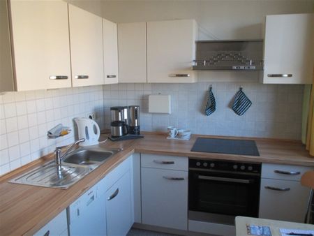 Schmuckstück: Möblierte 2-Raumwohnung mit Aufzug - Photo 4