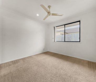 Beautiful Home Close to Everything in Urraween - Photo 2