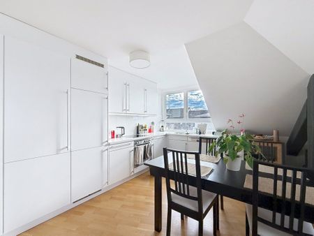 Magnifique loft de 2.5 pièces proche du centre-ville - Photo 2