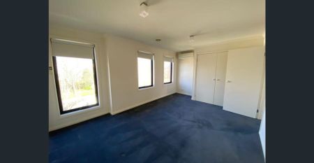 Ideal Family Home in popular Lake Gardens location. - Photo 4