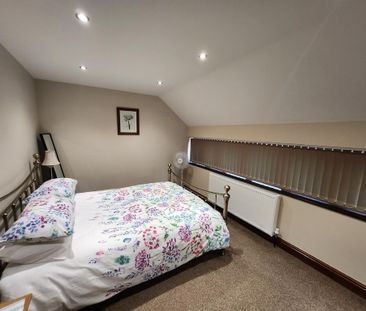 2 bedroom detached house to rent - Photo 5