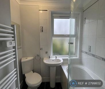 2 bedroom end of terrace house to rent - Photo 6