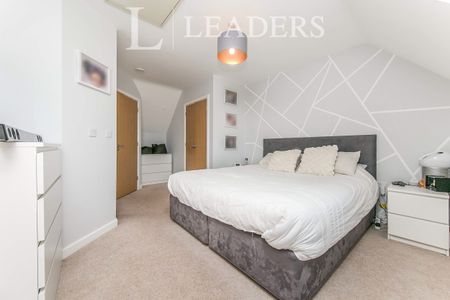 4 bedroom house to rent Osprey Drive, Stowmarket, IP14 - Photo 4