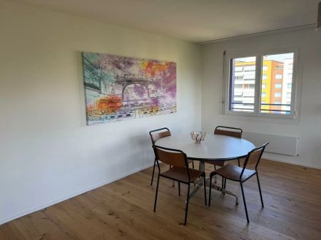 Möblierte 3.5-Zimmerwohnung mit Seeblick im Zentrum von Zug - Photo 2