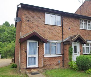 2 bedroom end of terrace house to rent - Photo 6