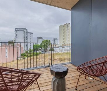 3-bedroom apartment for rent in Cascais, all bills included. - Photo 1