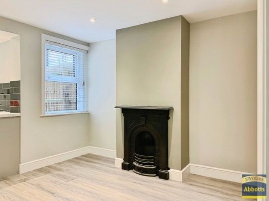 Bishops Road, Bury St. Edmunds - Photo 1